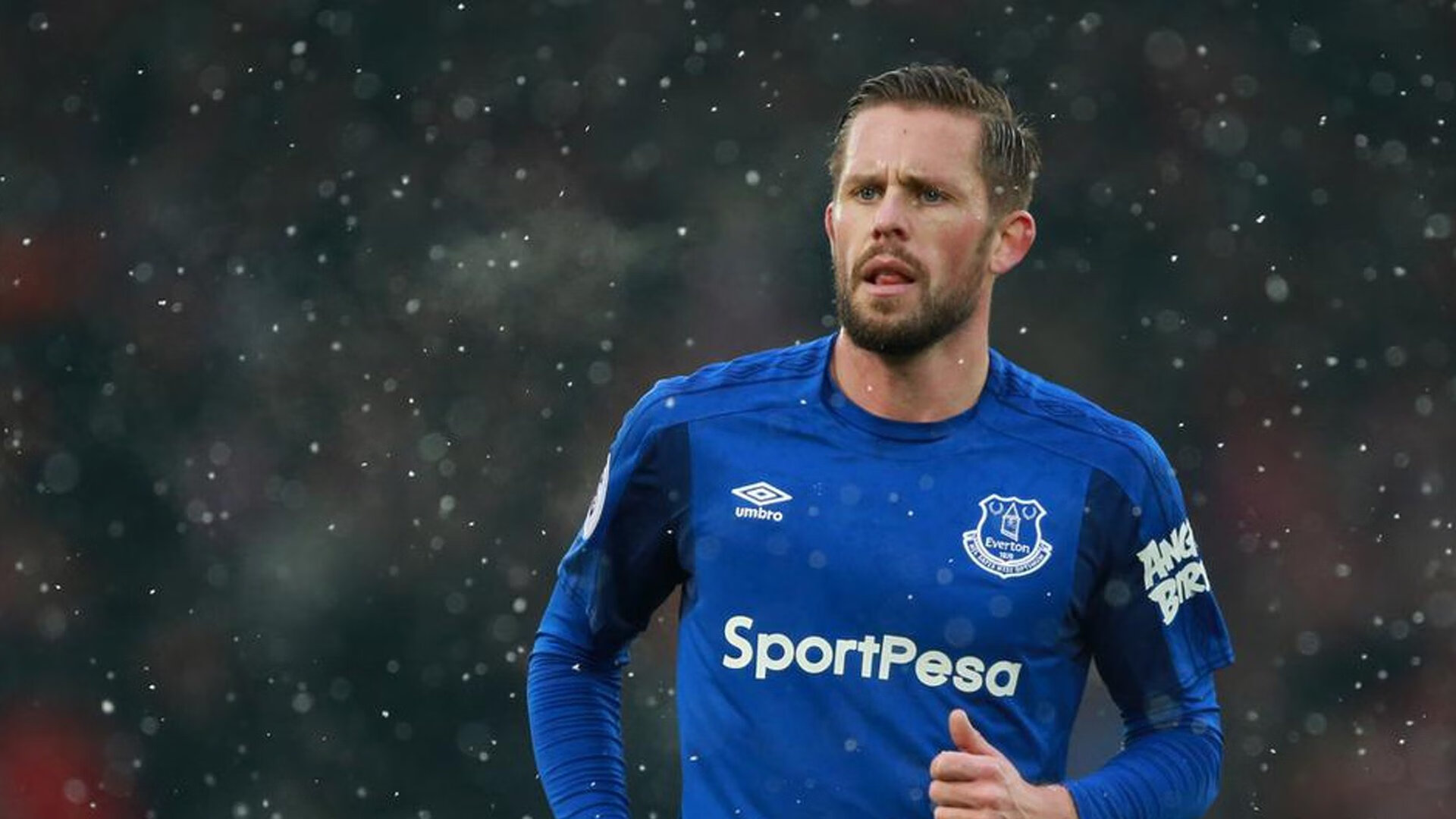 《堡垒之夜》“未来光影”奇幻之旅，创意爆发无限可能！